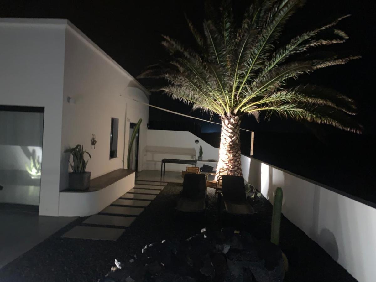 Casa Nusa La Santa Exterior photo